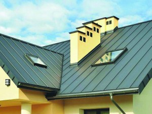 Какие критерии нужно учесть при выборе покрытия для крыши