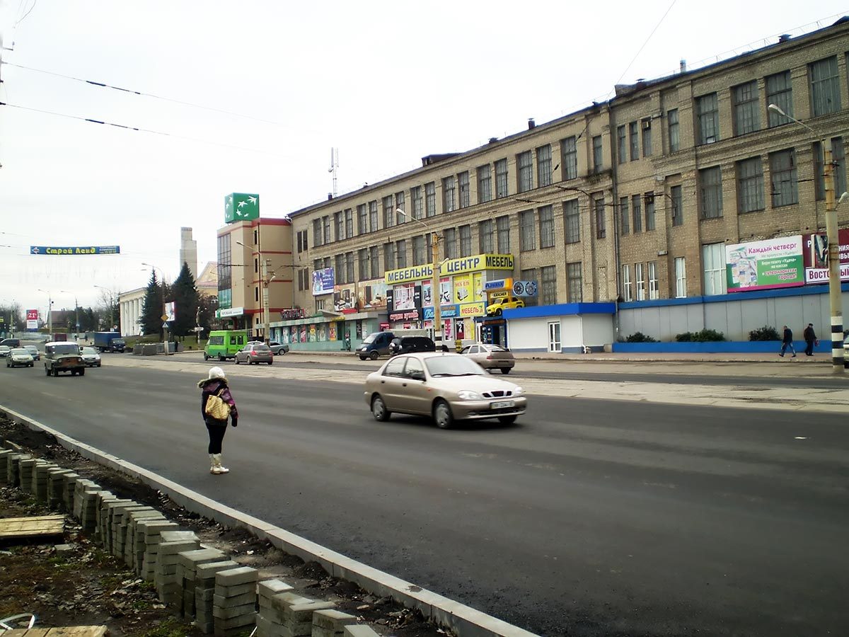 Улица Оборонная Луганск