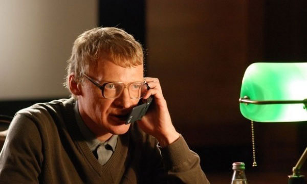 Алексей Серебряков в роли Сергея Мавроди в фильме «ПираМММида»